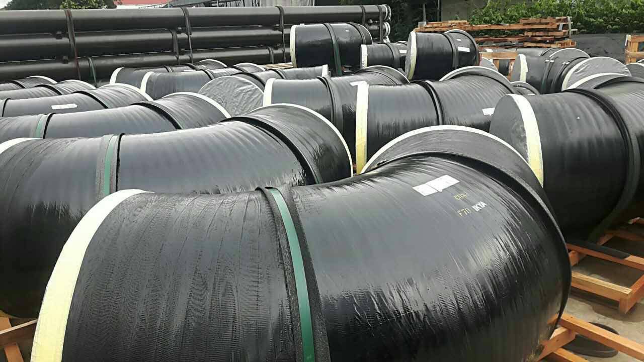 Large-radius GRE bends bundled for shipment